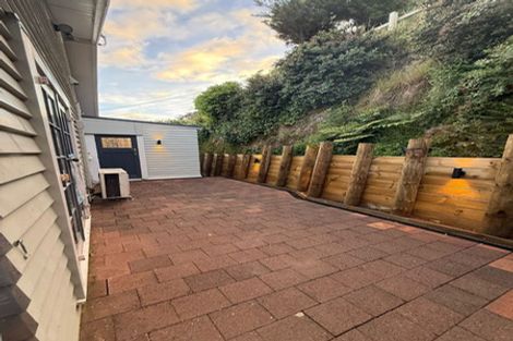 Photo of property in 14 Sugarloaf Road, Brooklyn, Wellington, 6021