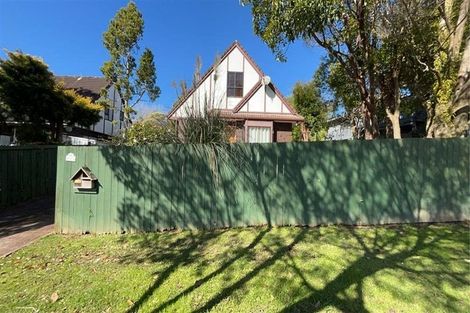 Photo of property in 1/11 Weetman Drive, Browns Bay, Auckland, 0630