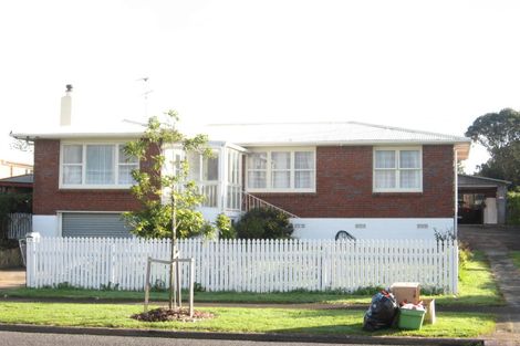 Photo of property in 74 Puriri Road, Manurewa, Auckland, 2102