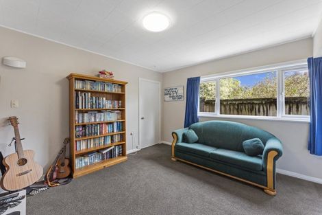 Photo of property in 10c Wood Street, Wallaceville, Upper Hutt, 5018
