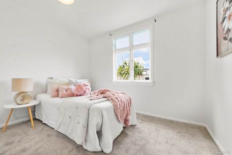 Photo of property in 22 Tiverton Road, Avondale, Auckland, 0600