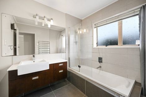 Photo of property in 27 Chequers Avenue, Chartwell, Hamilton, 3210