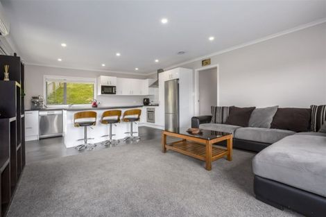 Photo of property in 17a Gloucester Street, Cannons Creek, Porirua, 5024