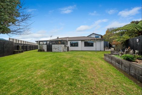 Photo of property in 3a Marchant Place, Westown, New Plymouth, 4310