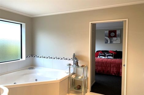 Photo of property in 23 Ridgeway Drive, Greymouth, 7805