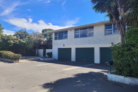 Photo of property in 360 Yaldhurst Road, Russley, Christchurch, 8042