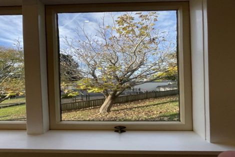 Photo of property in 32 Bonithon Avenue, Moturoa, New Plymouth, 4310