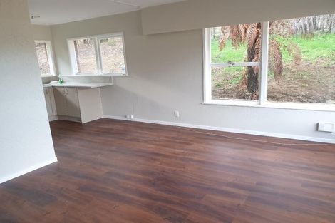 Photo of property in 2/59 Ayton Drive, Totara Vale, Auckland, 0629