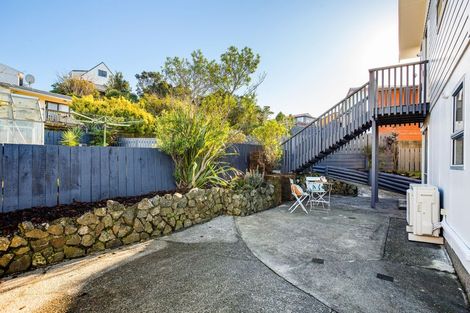 Photo of property in 19 Sombrero View, Ascot Park, Porirua, 5024