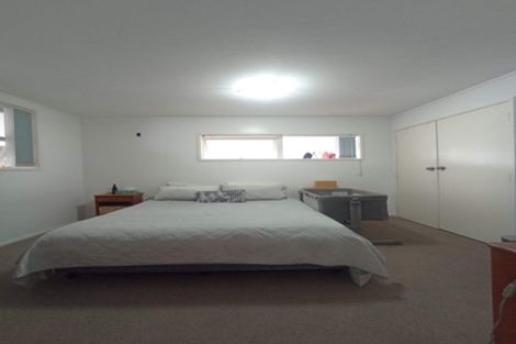 Photo of property in 75 Mountbatten Avenue, Hillcrest, Auckland, 0627