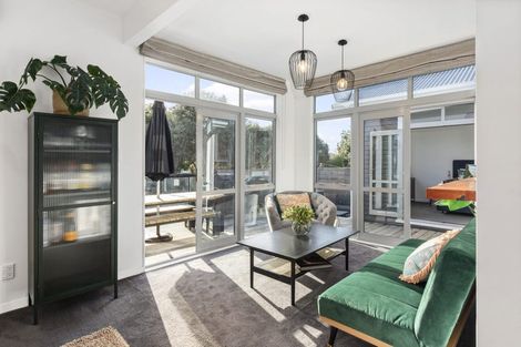 Photo of property in 5 Torridon Road, Miramar, Wellington, 6022