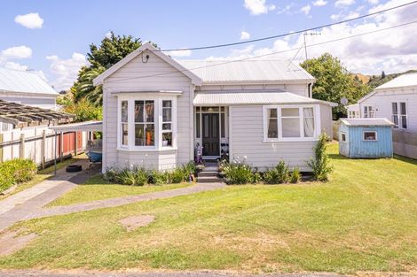 Photo of property in 11 Kelvin Street, Aramoho, Wanganui, 4500