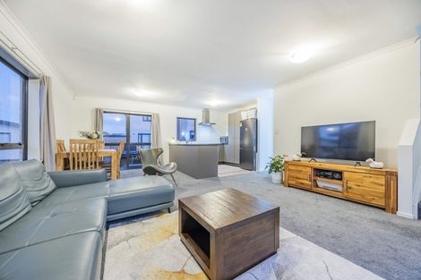 Photo of property in St Claire Village, 28/172 Mcleod Road, Te Atatu South, Auckland, 0610