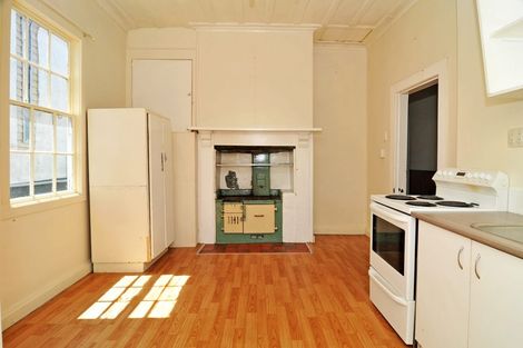 Photo of property in 18 Cochrane Street, Mornington, Dunedin, 9011