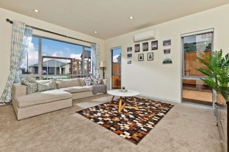 Photo of property in 15 Wisteria Lane, Silverdale, 0932