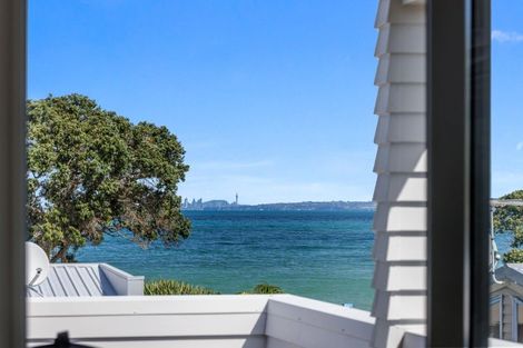 Photo of property in 40a Matakatia Parade, Matakatia, Whangaparaoa, 0930
