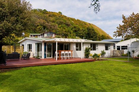 Photo of property in 1 Kotuku Road, South Bay, Kaikoura, 7300