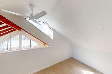 Photo of property in 18 Homewood Avenue, Levin, 5510