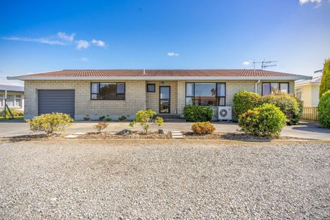 Photo of property in 10 Grange Street, Winton, 9720