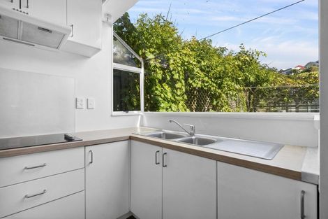 Photo of property in 84 Kilbirnie Crescent, Kilbirnie, Wellington, 6022