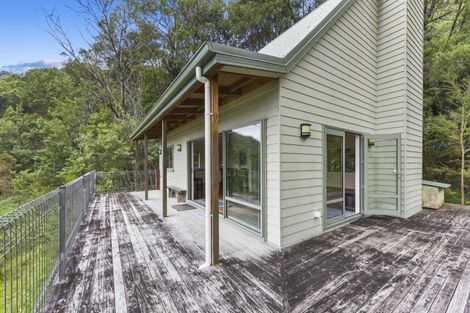 Photo of property in 87 Kent Street, Picton, 7220