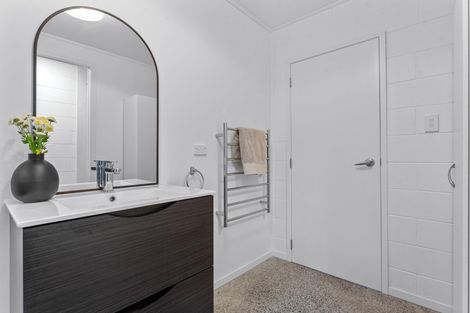 Photo of property in 6 Seatoun Avenue, Leigh, Warkworth, 0985