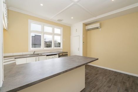 Photo of property in 15 Mary Street, Winton, 9720