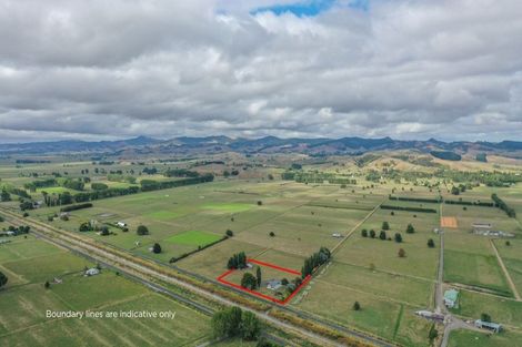 Photo of property in 272 Canal Road West, Waitakaruru, Thames, 3576