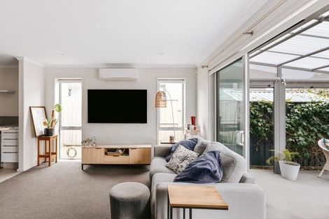 Photo of property in 4 Belt Lane, Papamoa, 3118