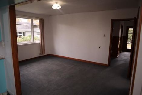 Photo of property in 112 Avonhead Road, Avonhead, Christchurch, 8042