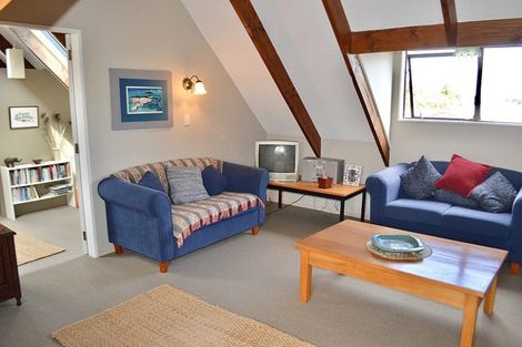 Photo of property in 11 Renata Road, Otaki, 5512