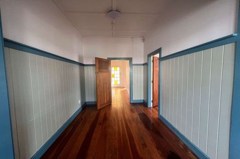 Photo of property in 3152 Great North Road, New Lynn, Auckland, 0600