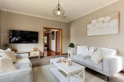 Photo of property in 5 Bettina Road, Fairfield, Hamilton, 3214