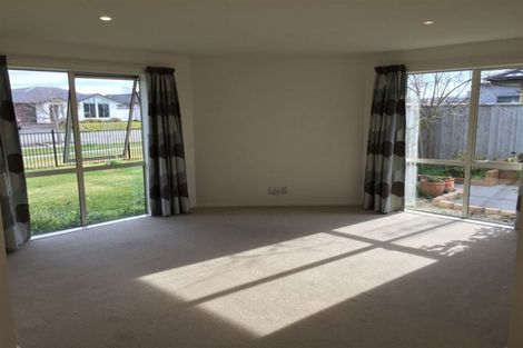 Photo of property in 10 Murfitt Street, Pegasus, 7612