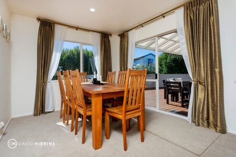 Photo of property in 6 Pelican Lane, Unsworth Heights, Auckland, 0632