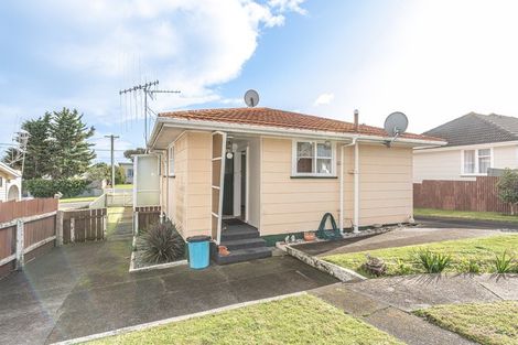 Photo of property in 247 London Street, Tawhero, Whanganui, 4501