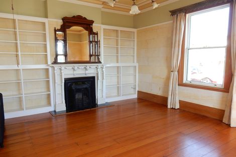 Photo of property in 1 Ure Street, South Hill, Oamaru, 9400