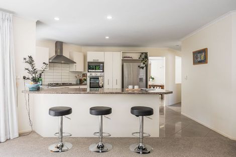 Photo of property in 22 Ballymore Drive, Pinehill, Auckland, 0632