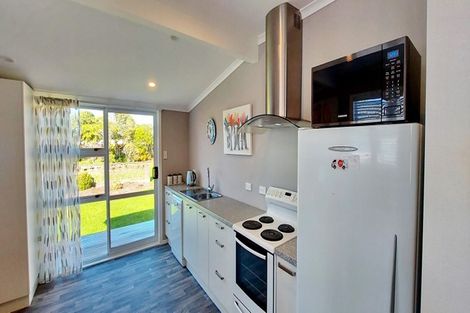 Photo of property in 51 Celia Street, Stratford, 4332