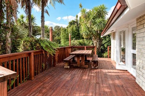 Photo of property in 18 Totara Drive, St Andrews, Hamilton, 3200