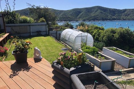 Photo of property in 4 Finlay Grove, Waikawa, Picton, 7220