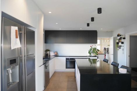 Photo of property in 10 Kellys Road, Mairehau, Christchurch, 8052