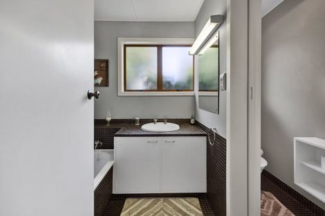 Photo of property in 116 Weraroa Road, Waverley, 4510