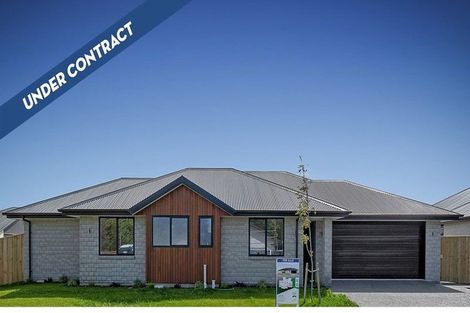 Photo of property in 4 Gemstone Place, Rolleston, 7615