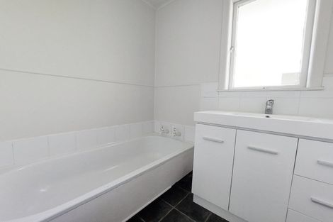 Photo of property in 150 Bryant Road, St Andrews, Hamilton, 3200