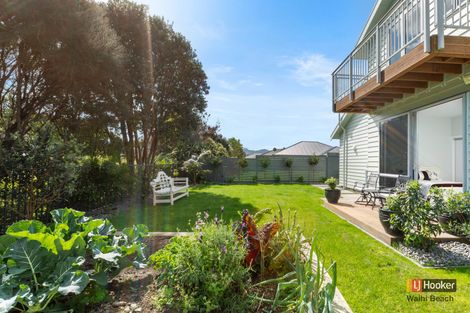 Photo of property in 7 Ian Place, Waihi Beach, 3611