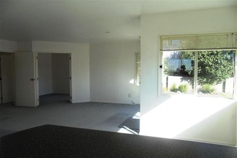 Photo of property in 60a Redwing Street, Browns Bay, Auckland, 0630