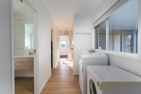 Photo of property in 38 Oregon Drive, Rainbow Point, Taupo, 3330