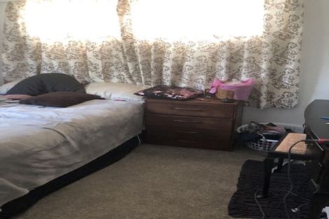 Photo of property in 8 Cheryl Place, Hillcrest, Auckland, 0627