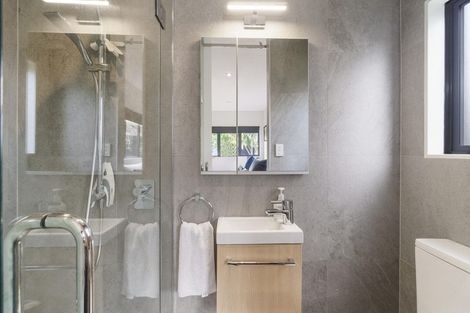 Photo of property in 3a Brookfield Road, Te Atatu Peninsula, Auckland, 0610